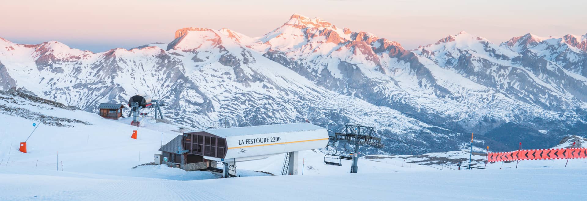 Ski rental La Joue du Loup Intersport