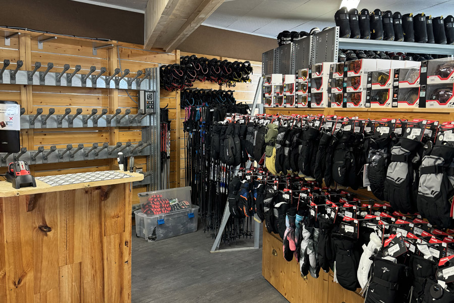 LSki rental La Joue du Loup Intersport